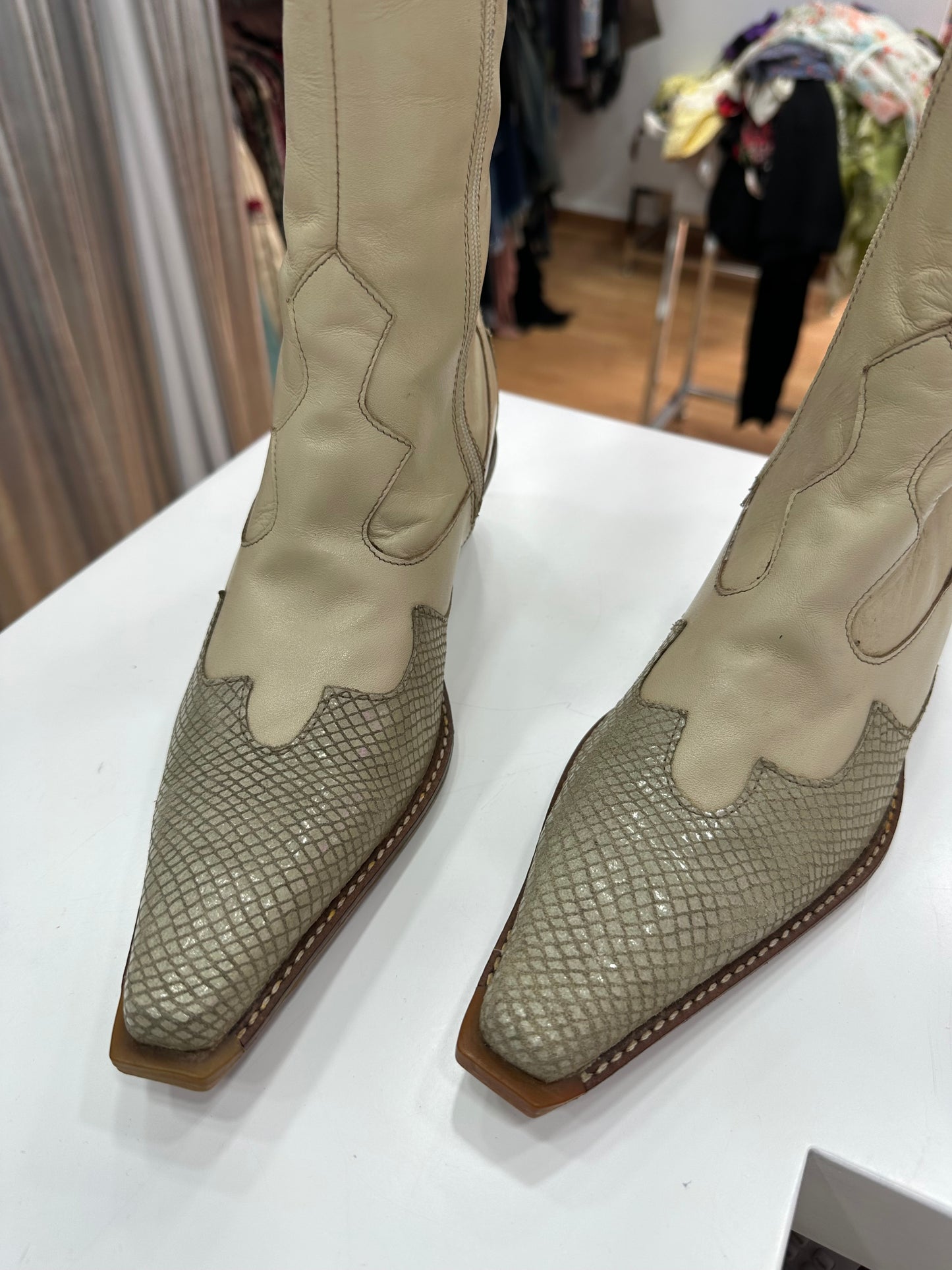 Deadstock leather boots