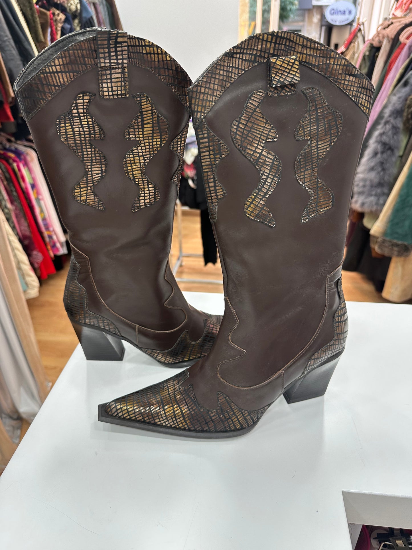 Deadstock Cowboy boots