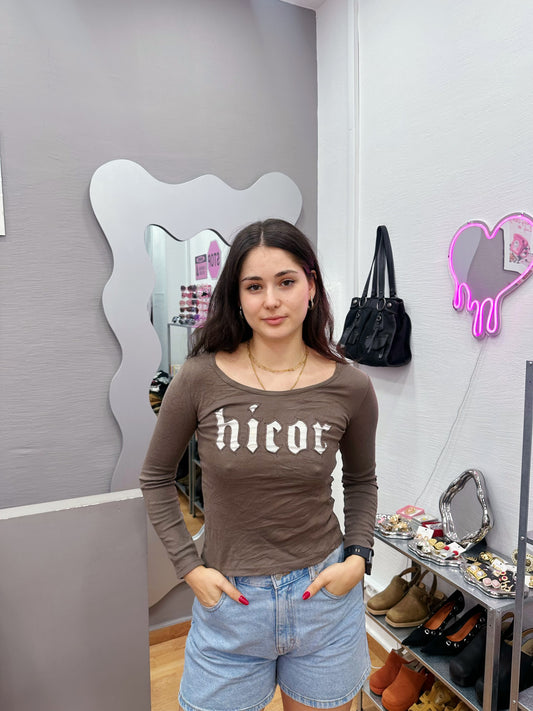 Graphic tee