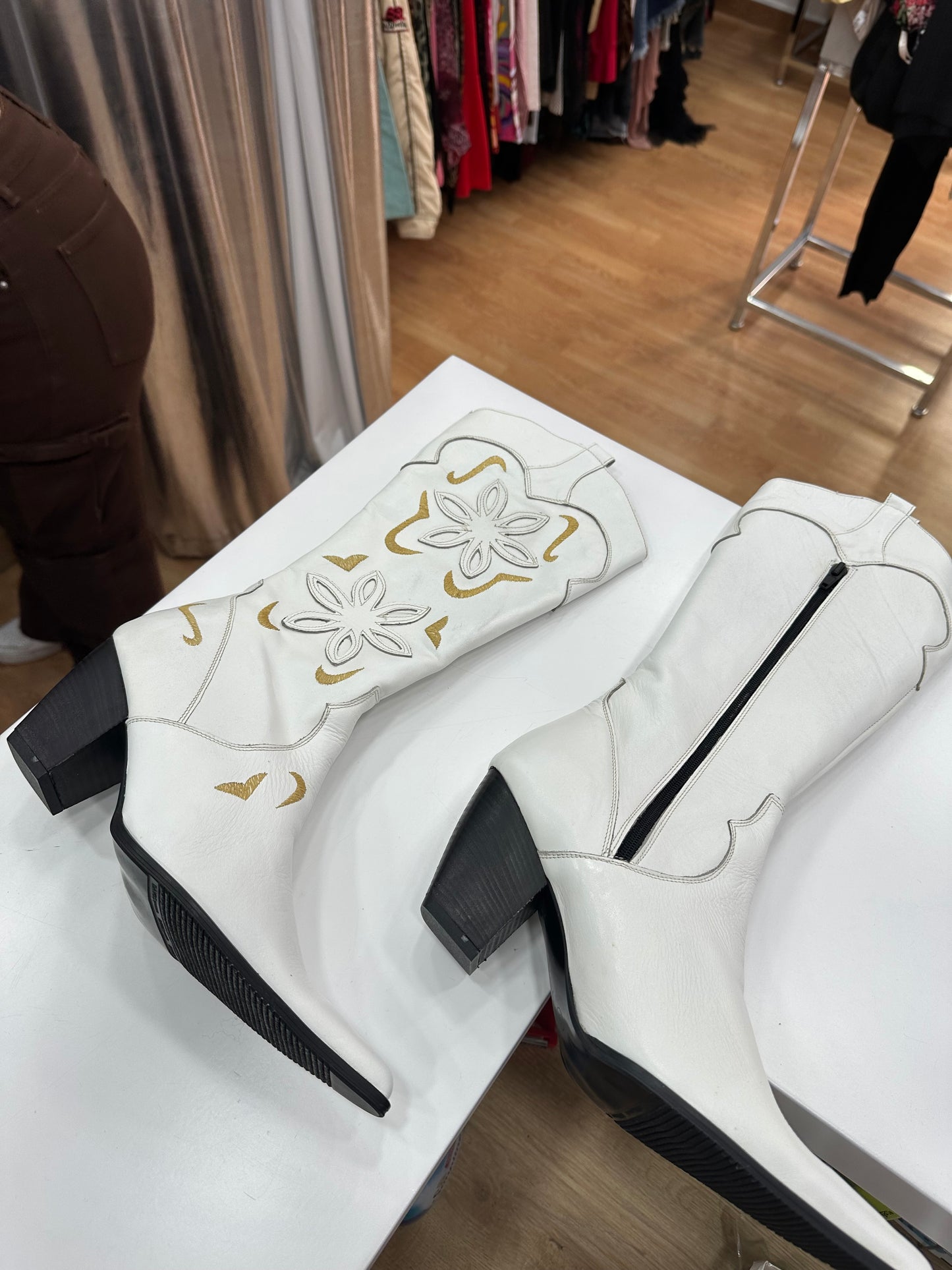 Deadstock cowboy boots