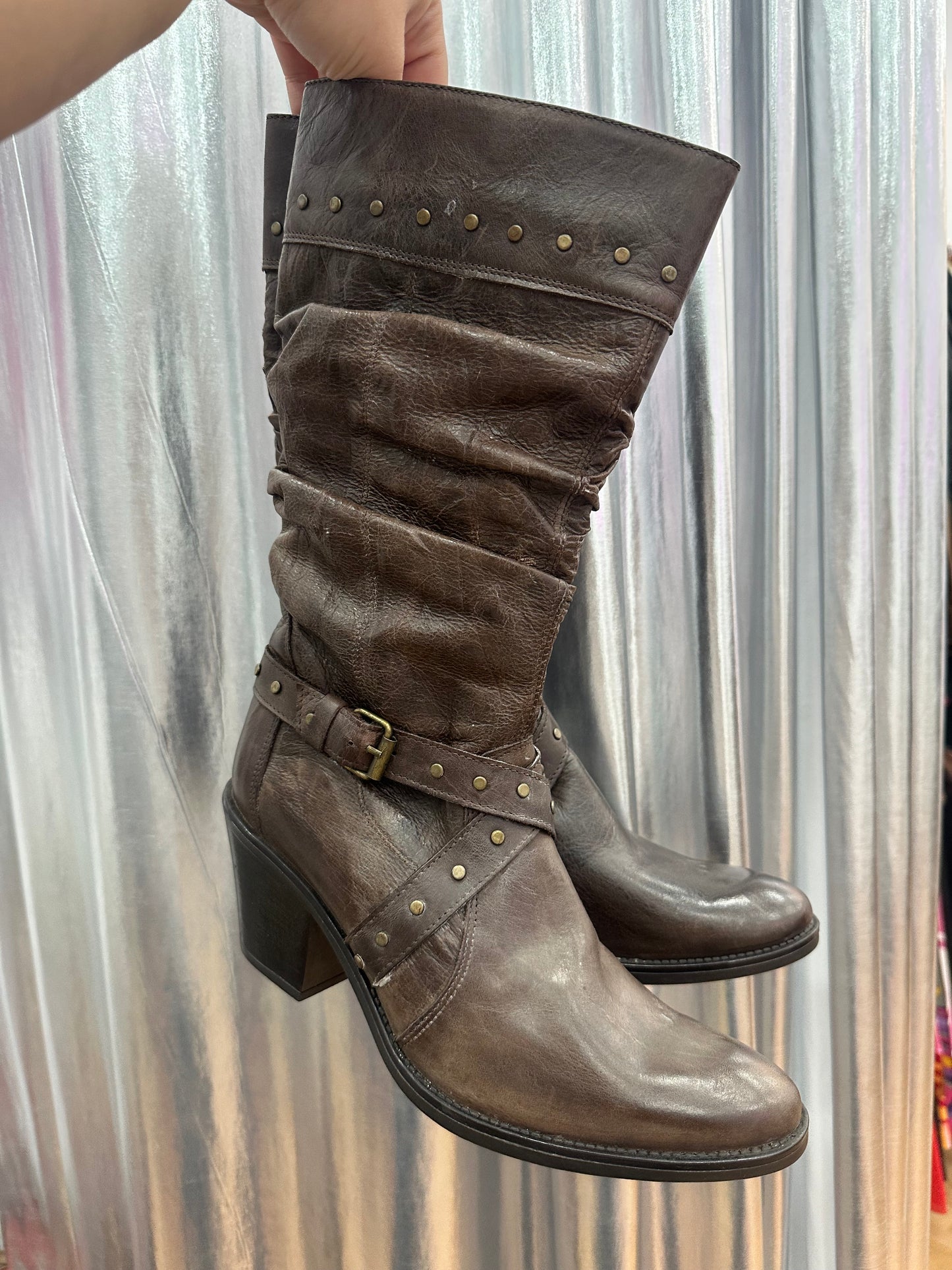 Deadstock leather boots