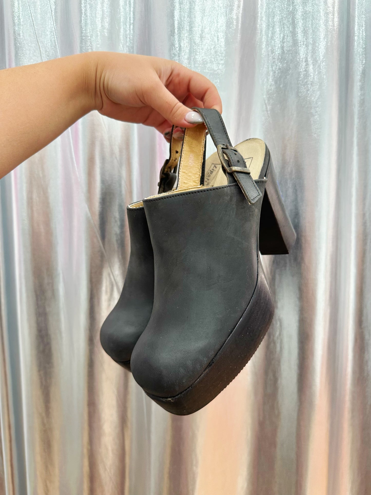 Leather Deadstock heels
