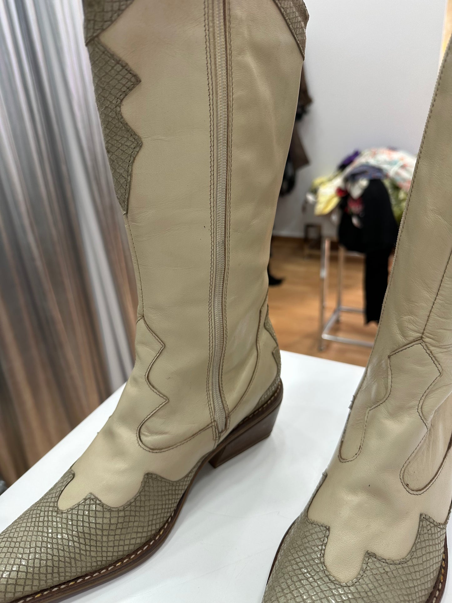 Deadstock leather boots
