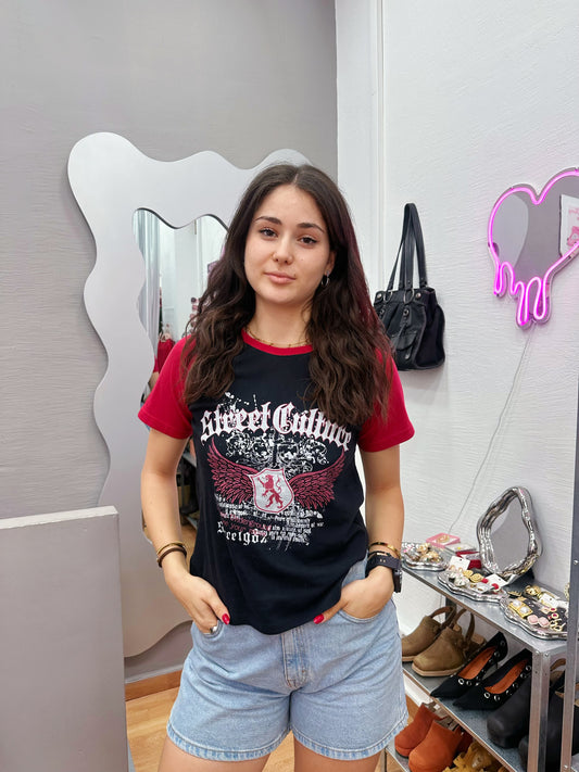 Graphic tee