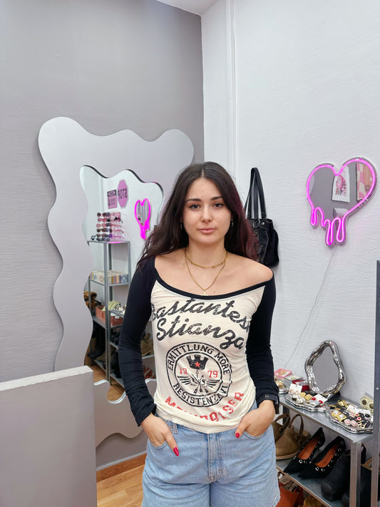 Graphic tee