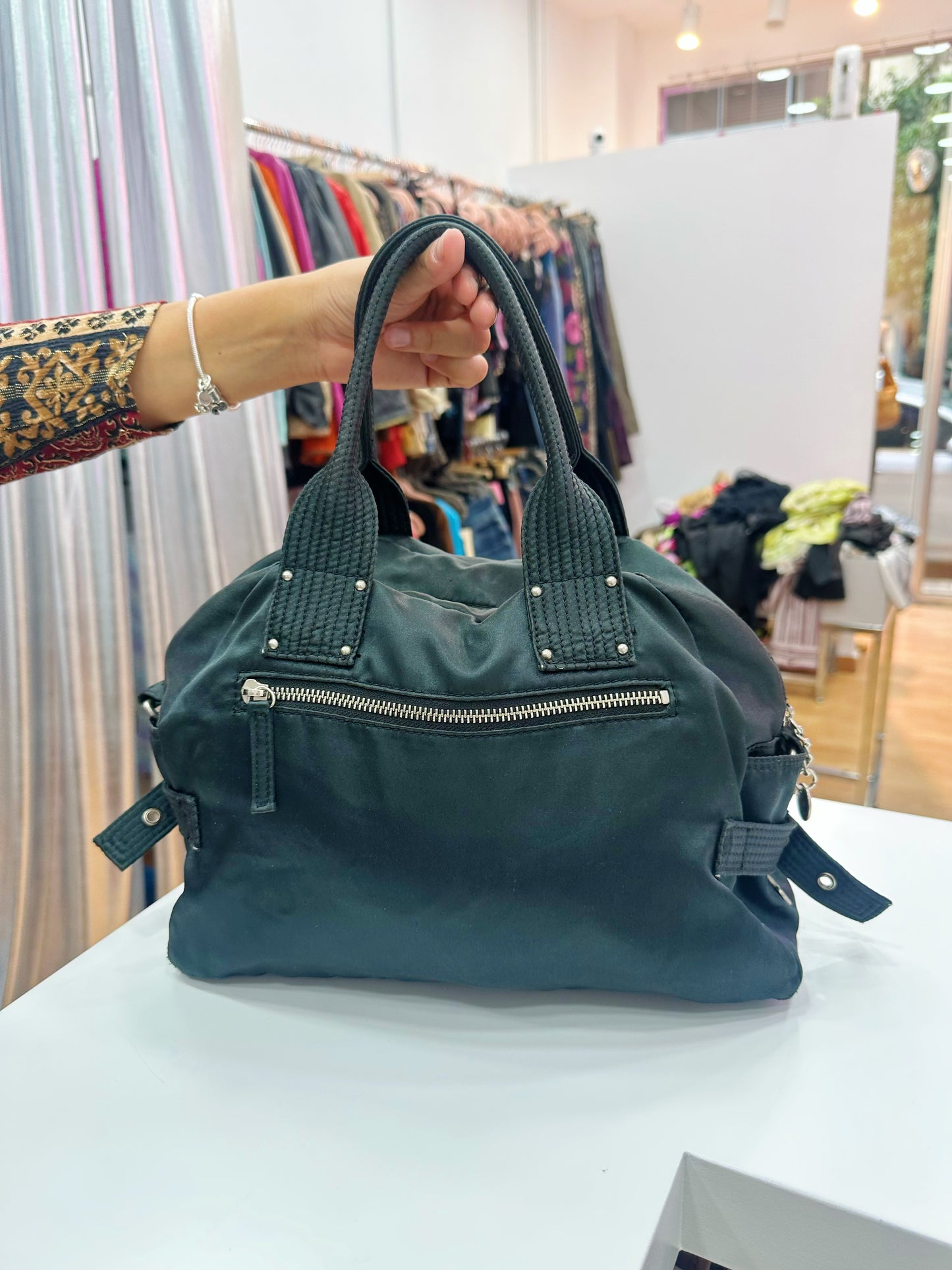 Vintage Guess bag