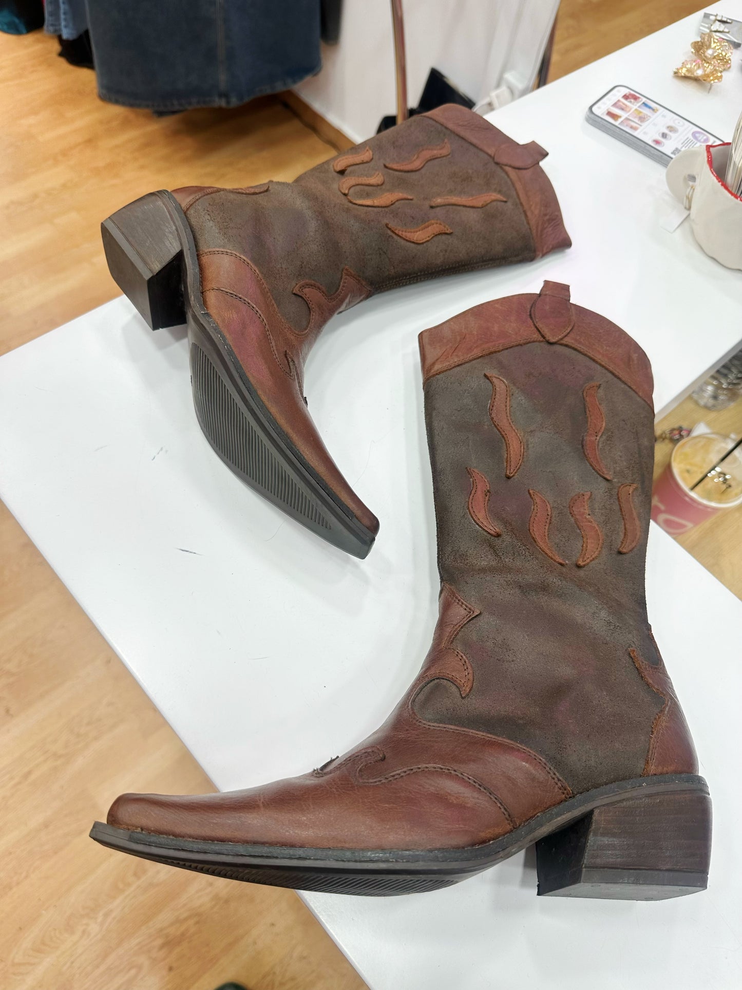 Deadstock leather cowboy boots