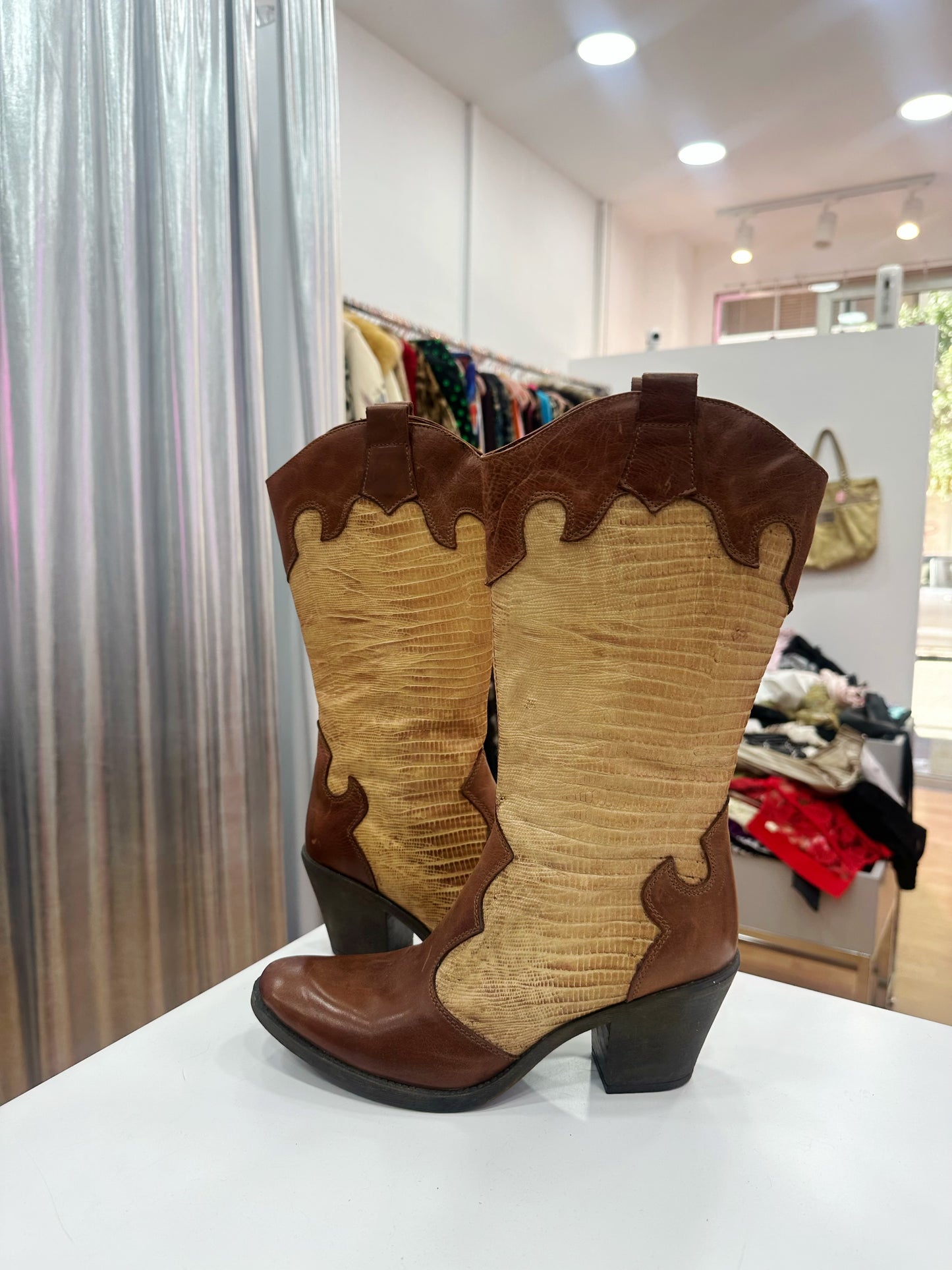 Deadstock leather boots