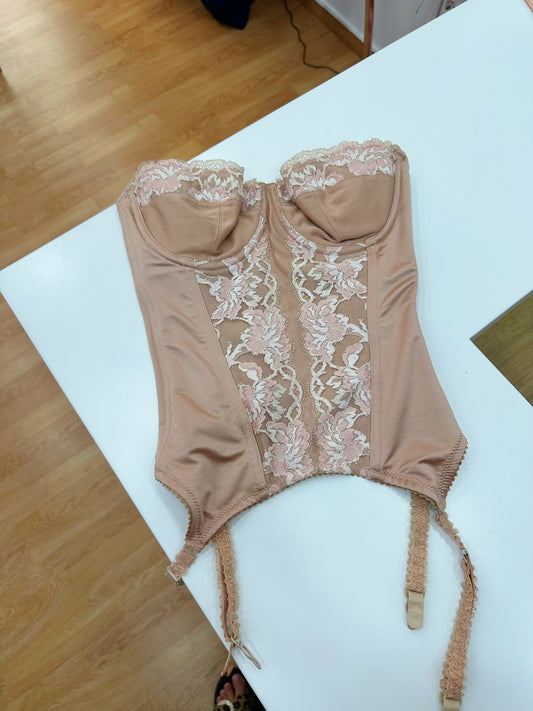 Vintage romantic corset