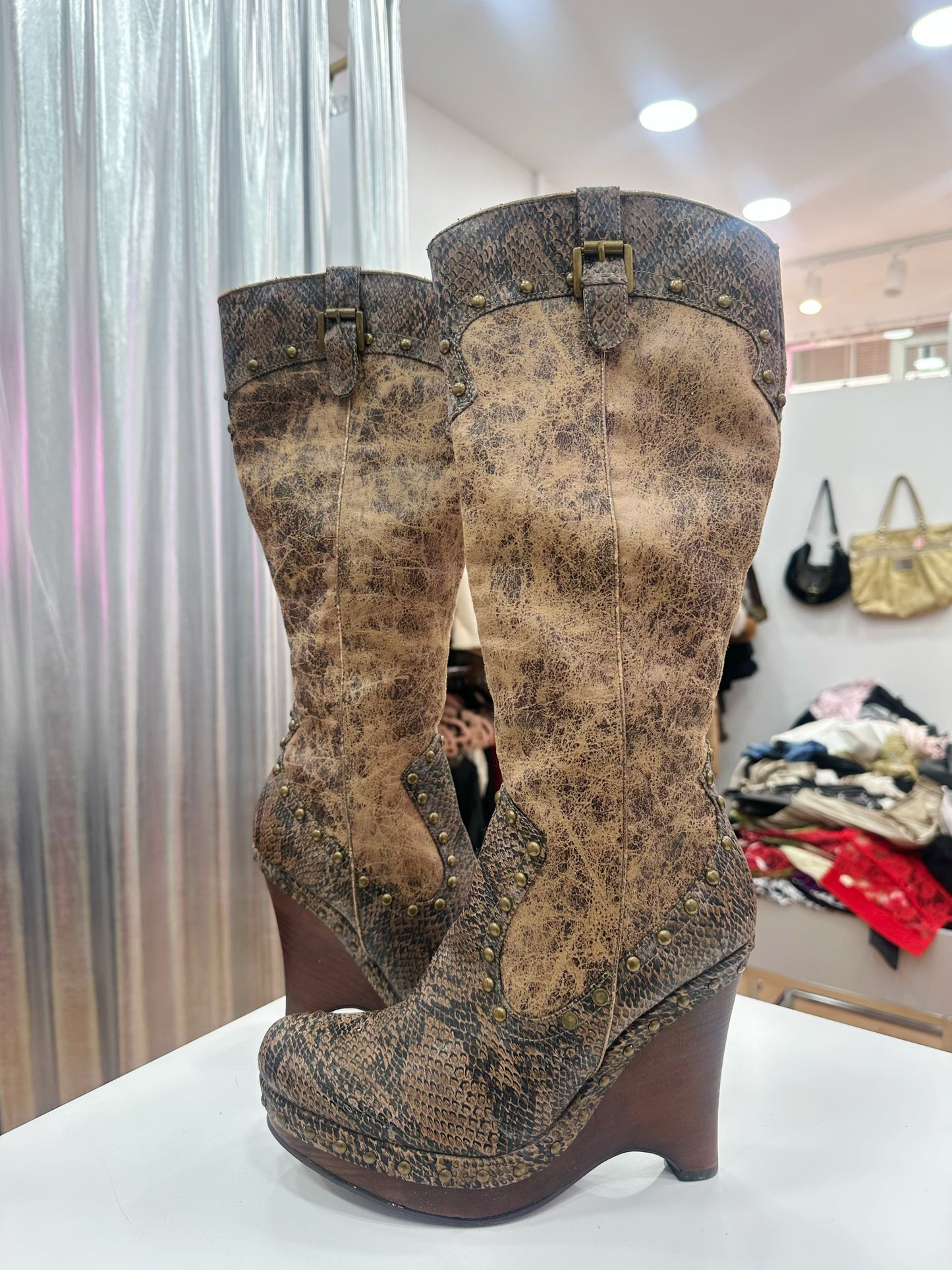 Deadstock Italian leather boots