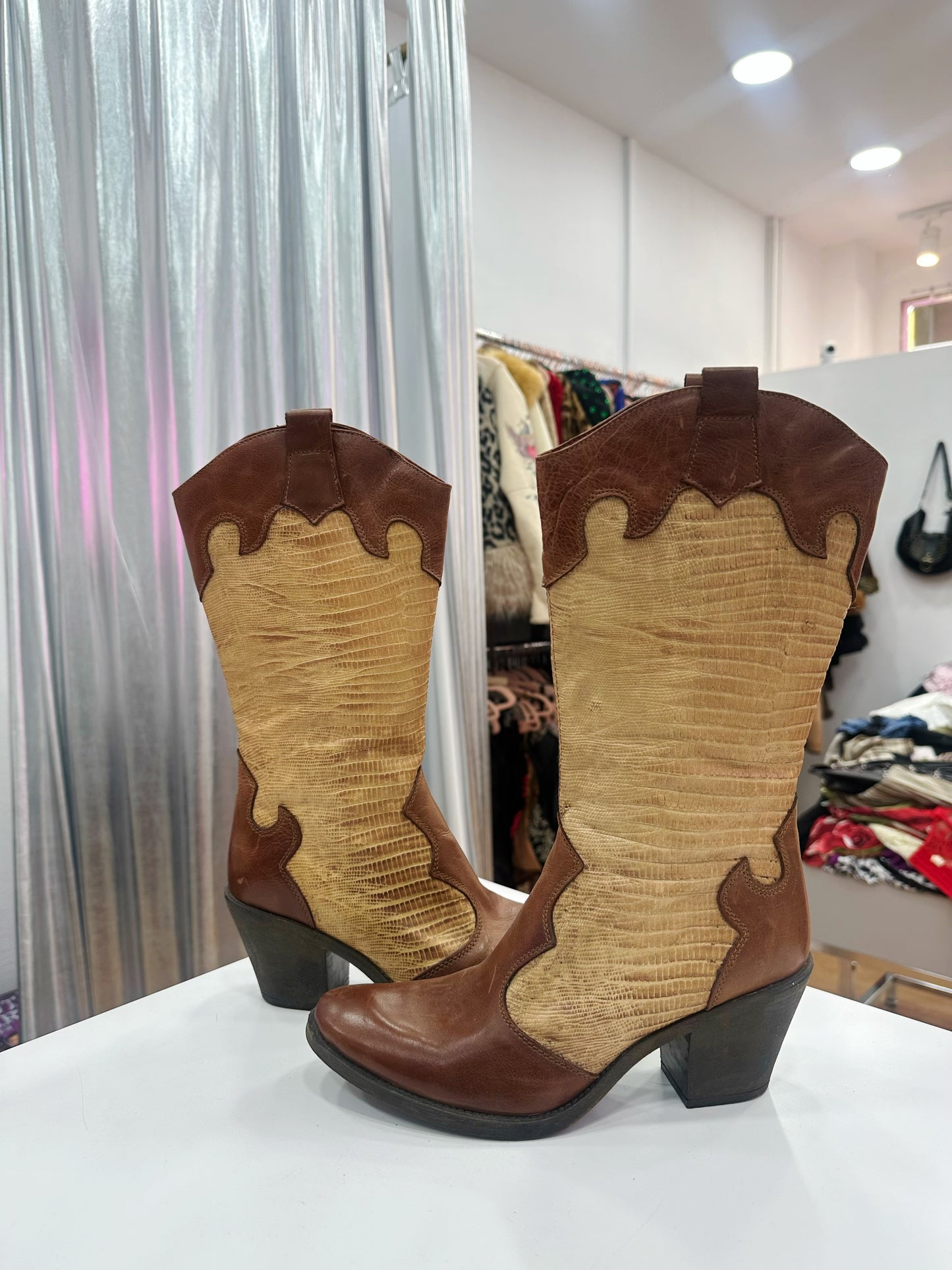 Deadstock leather boots