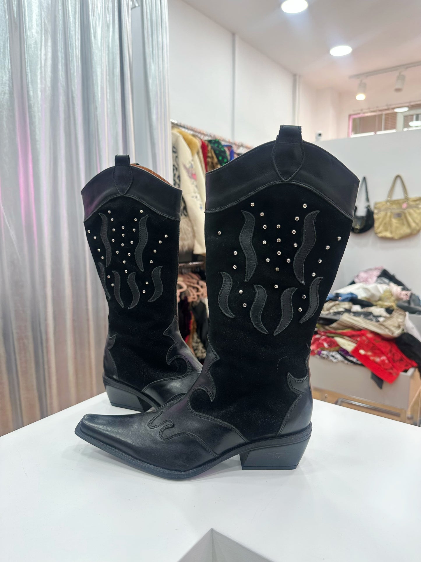 Deadstock leather boots