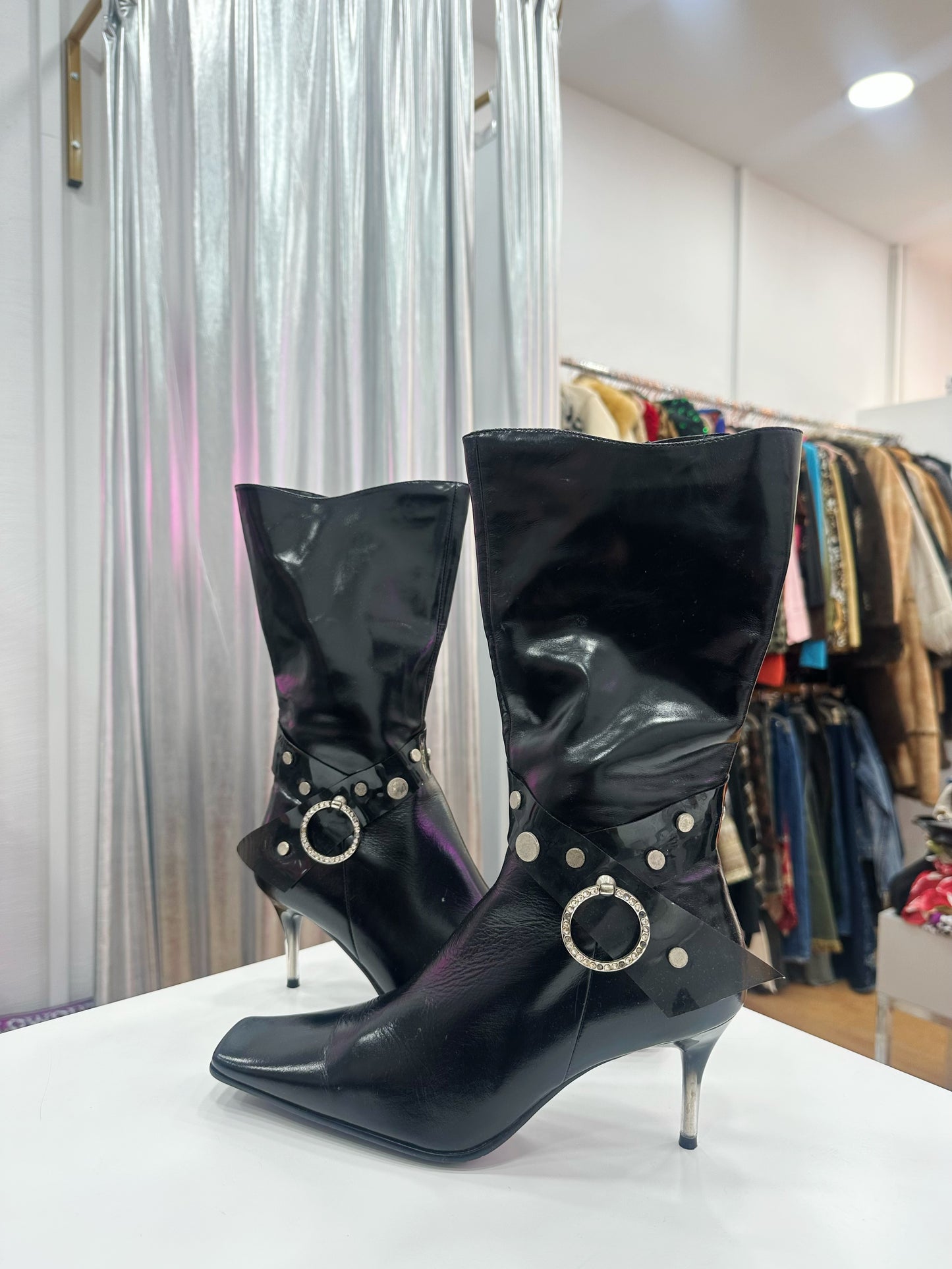 Y2K leather / vinyl boots